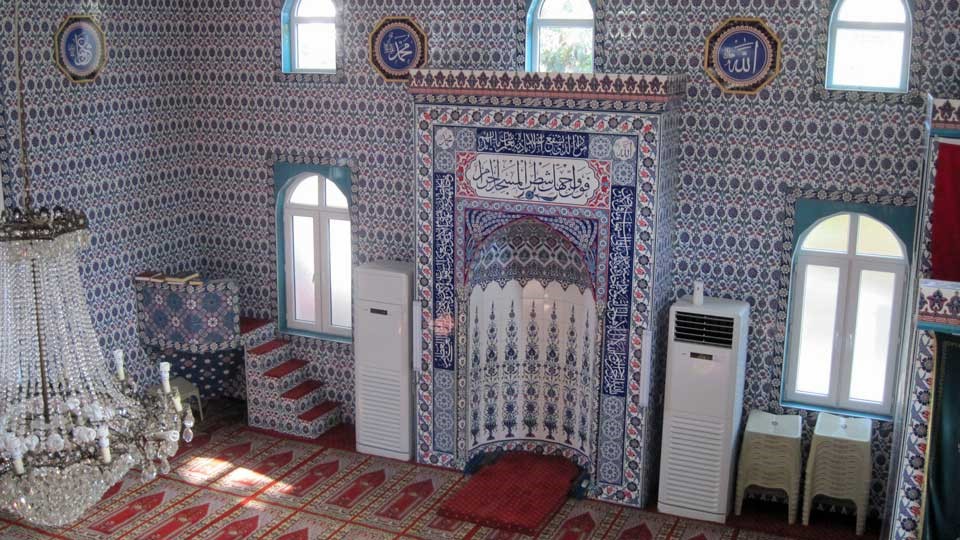 Turunç mosque - simple but beautiful interior