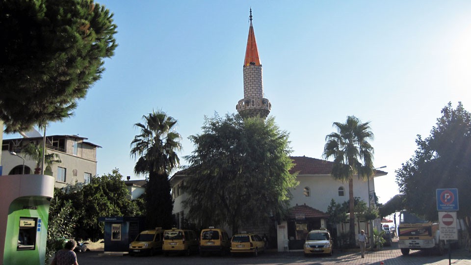 Turunç mosque at dawn