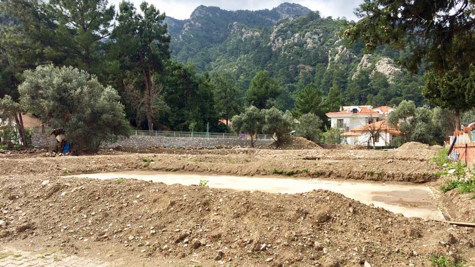 Footings in place opposite Jasmine Villas